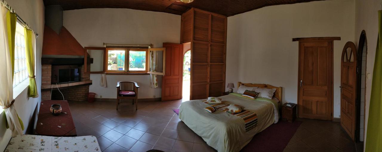 Hotel Le Trianon Antsirabe Bagian luar foto