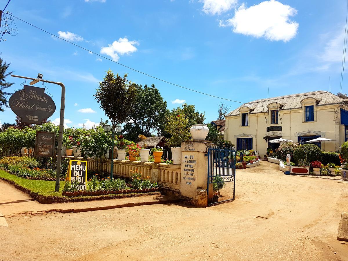 Hotel Le Trianon Antsirabe Bagian luar foto