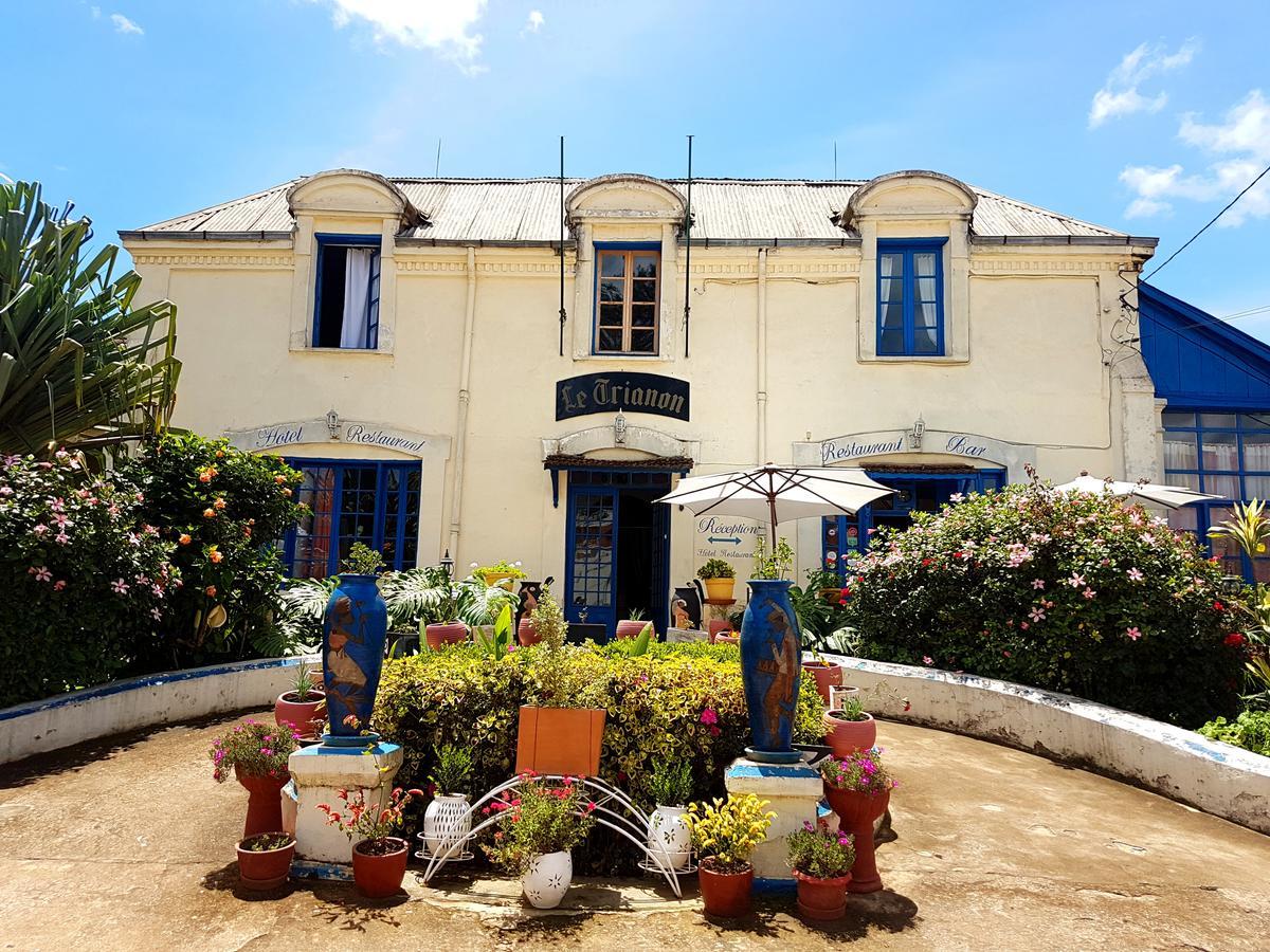 Hotel Le Trianon Antsirabe Bagian luar foto