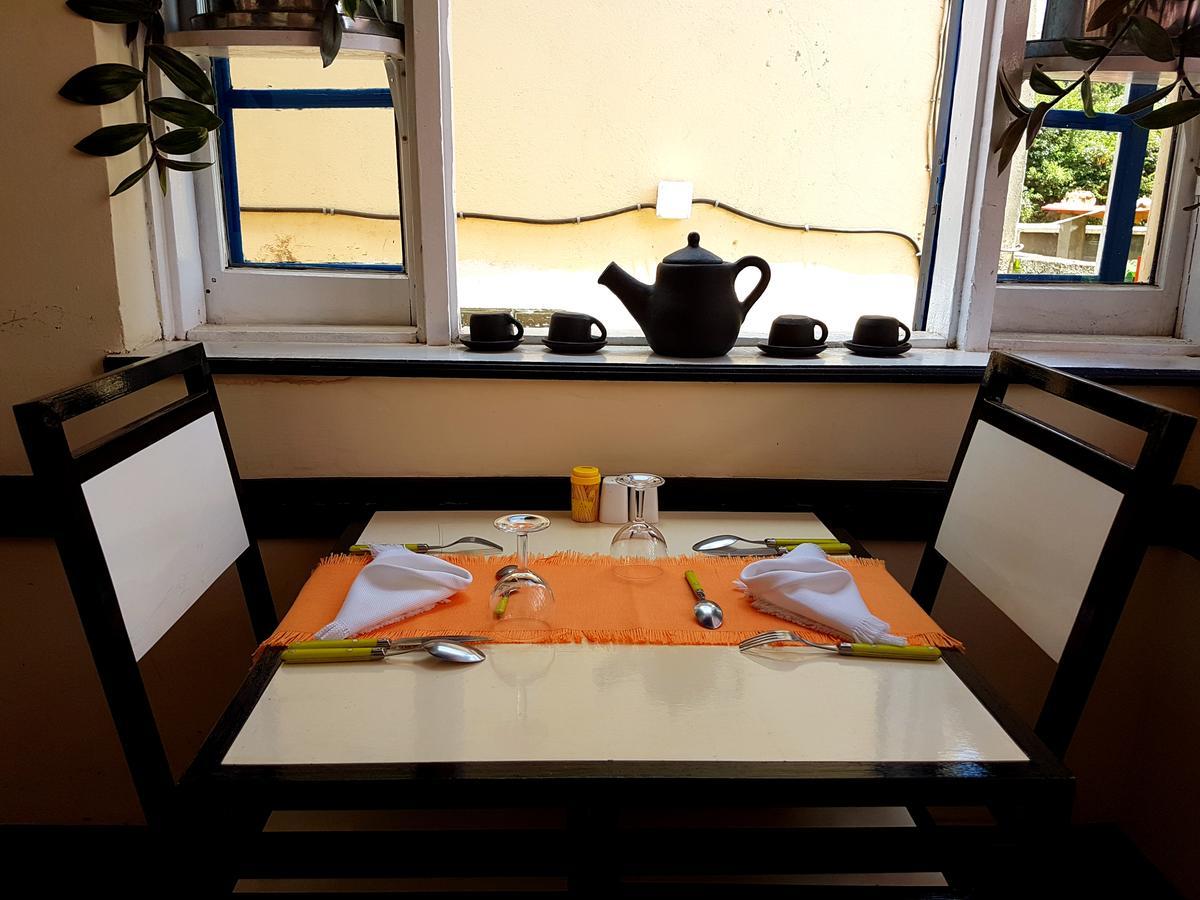 Hotel Le Trianon Antsirabe Bagian luar foto
