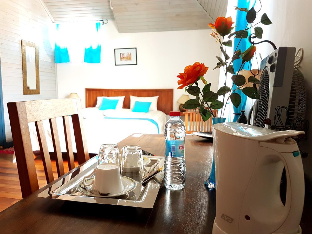 Hotel Le Trianon Antsirabe Bagian luar foto